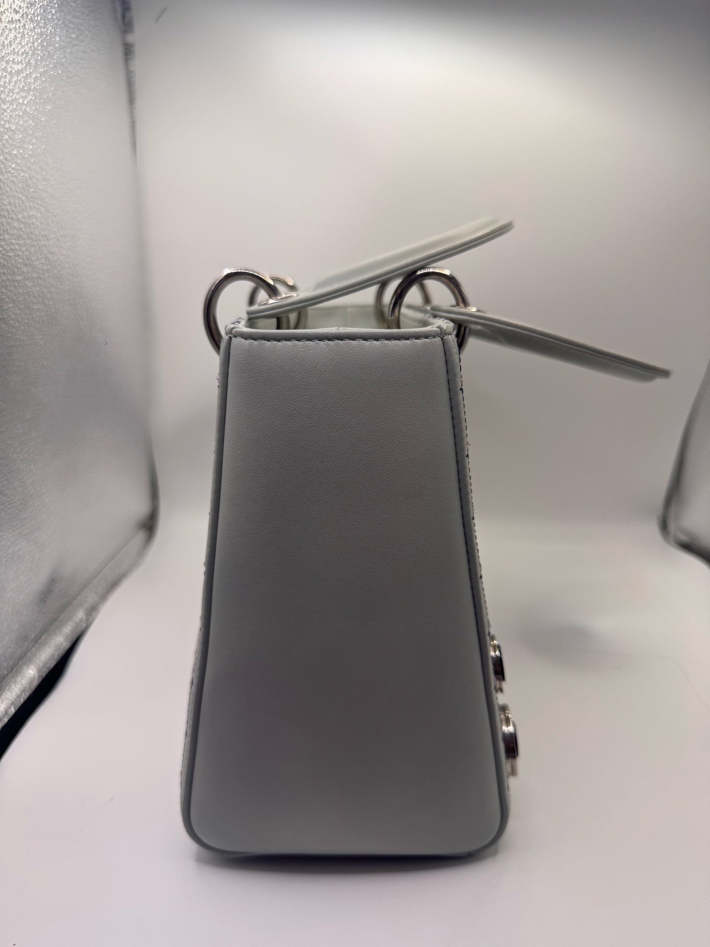Dior White