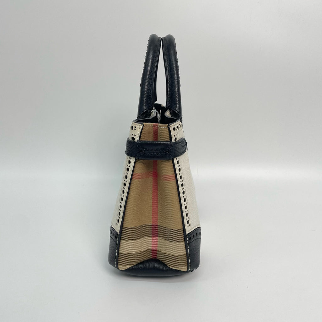 Burberry 40685061