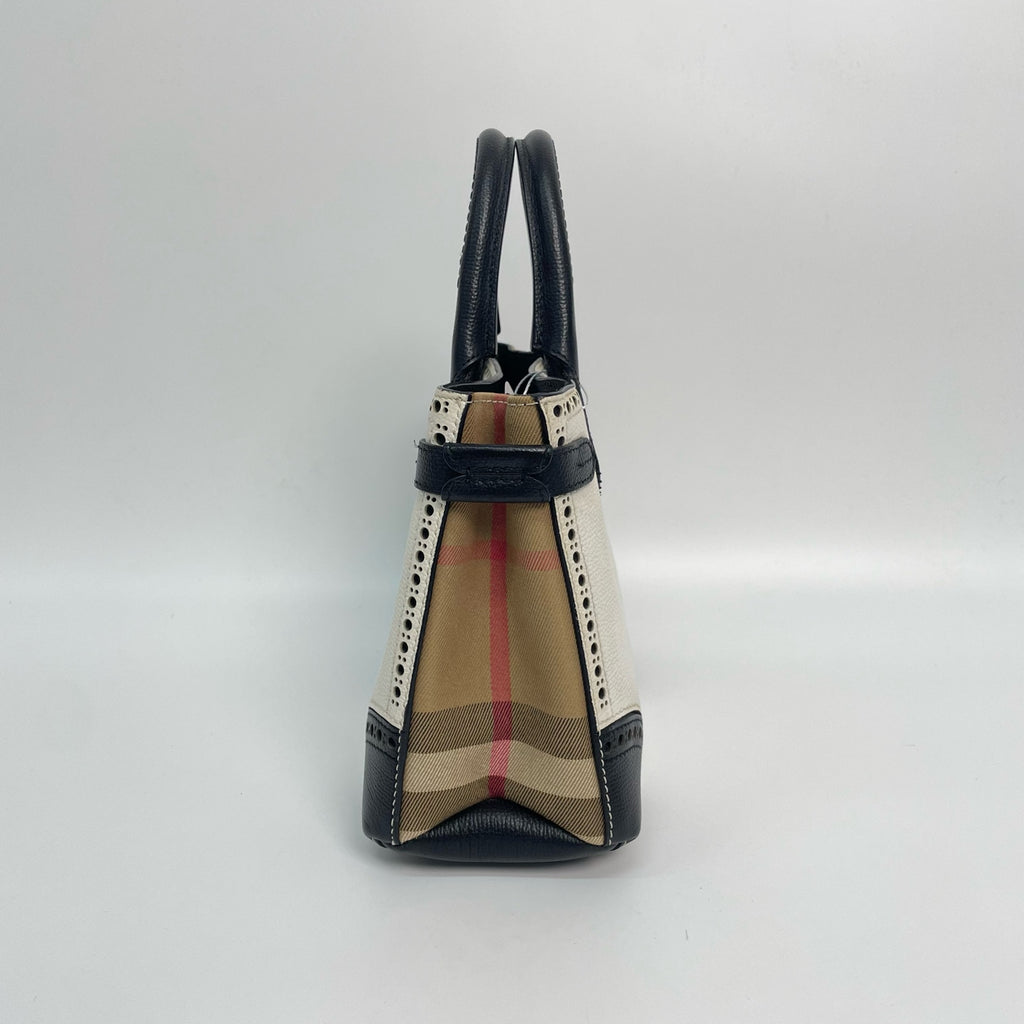 Burberry 40685061