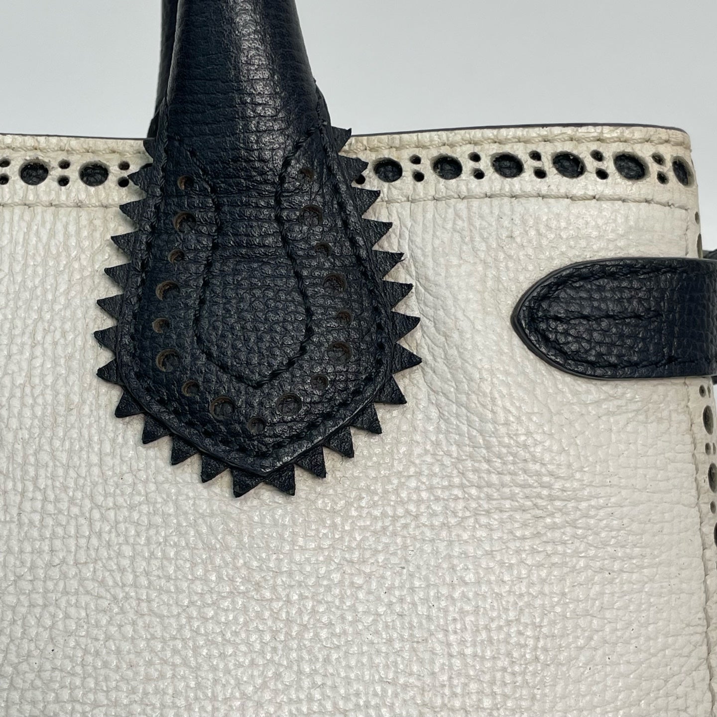 Burberry 40685061