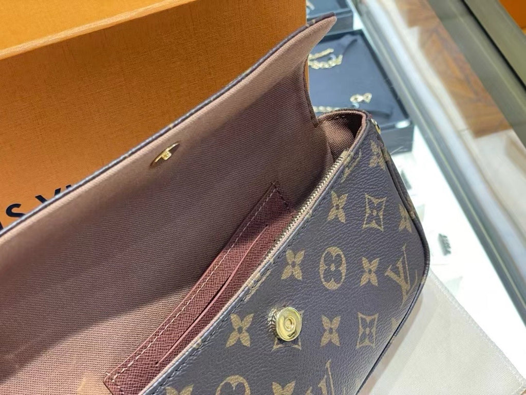 Louis Vuitton Wallet On Chain Ivy M81911
