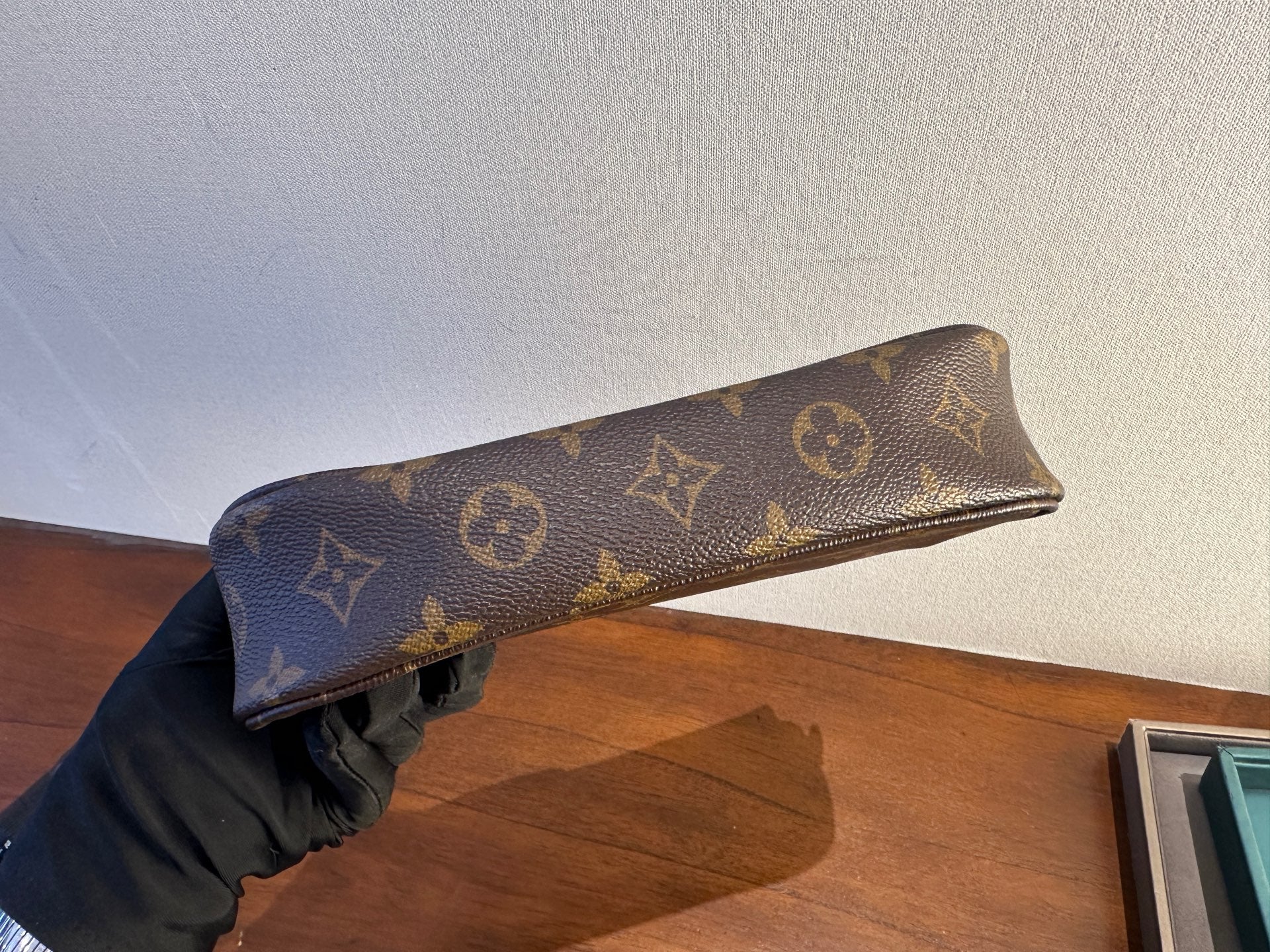 Louis Vuitton Wallet On Chain Ivy M81911