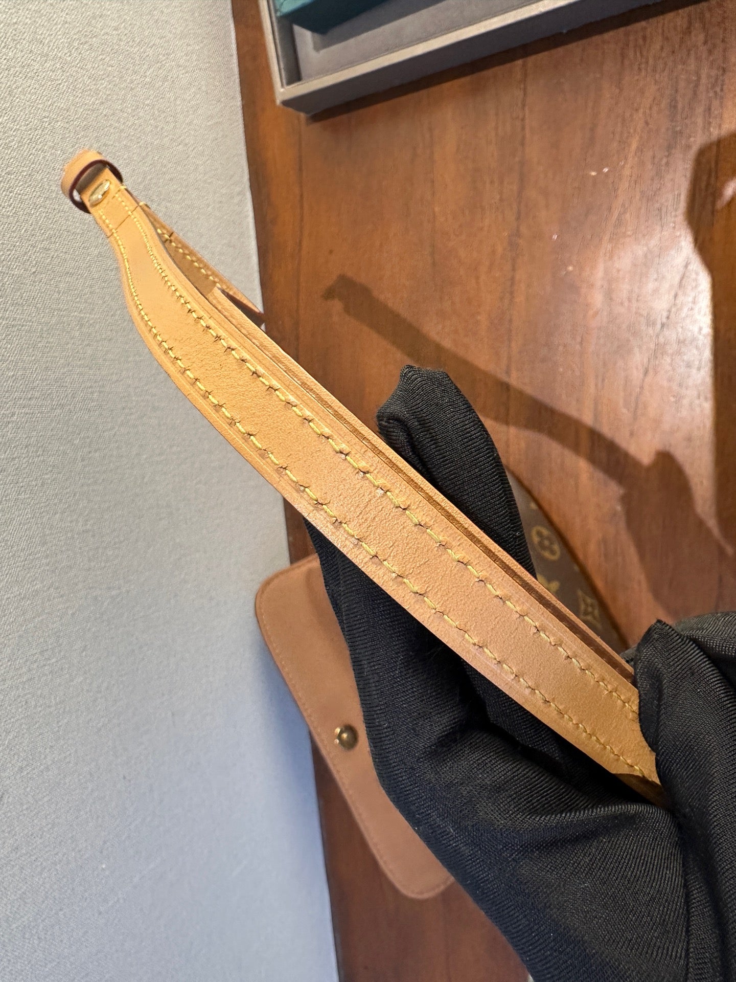 Louis Vuitton Wallet On Chain Ivy M81911
