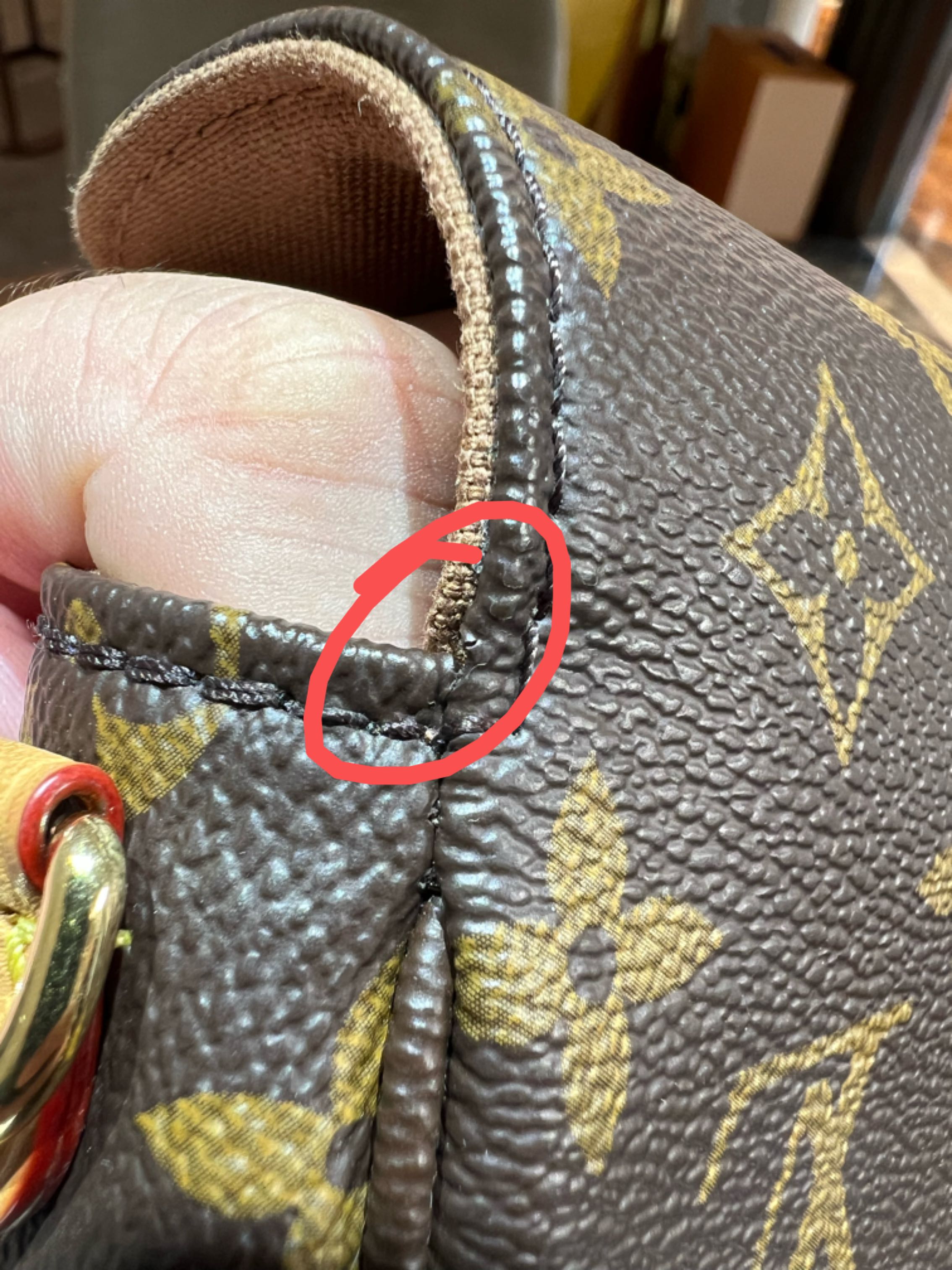 Louis Vuitton Wallet On Chain Ivy M81911