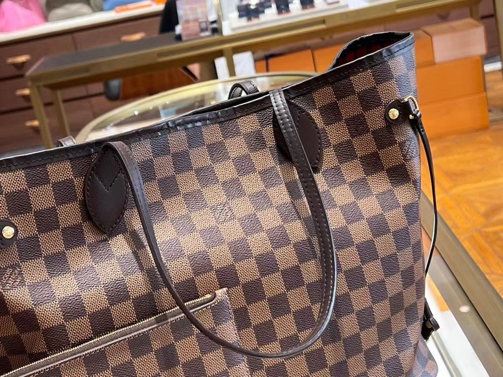 Louis Vuitton Neverfull Red N41357