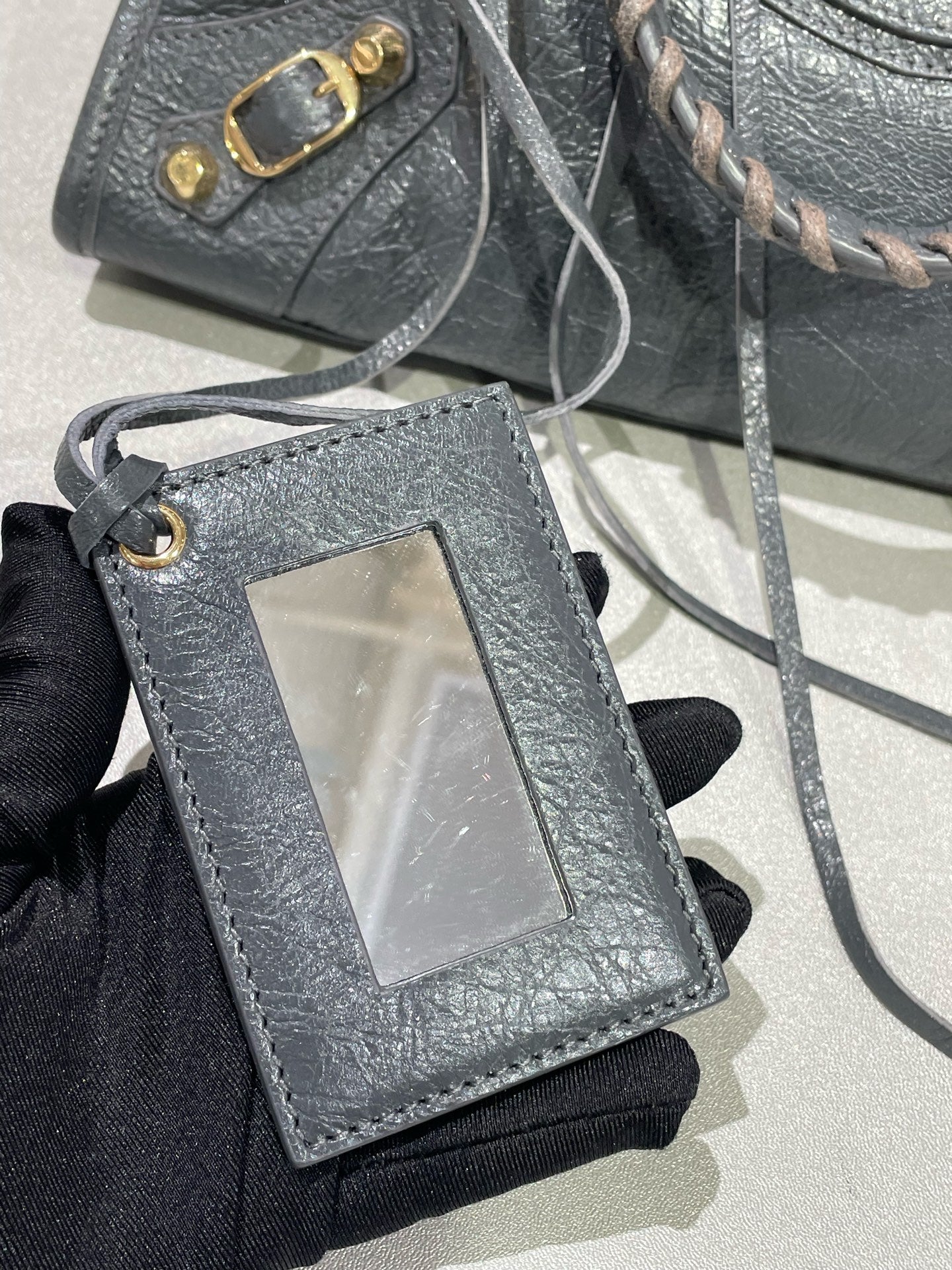 Balenciaga Gray 431621-D94JG-1160