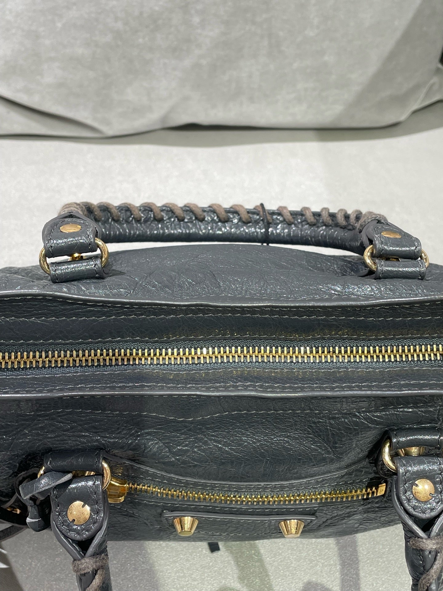 Balenciaga Gray 431621-D94JG-1160