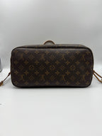 Louis Vuitton NEVERFULL medium-sized handbag M46975