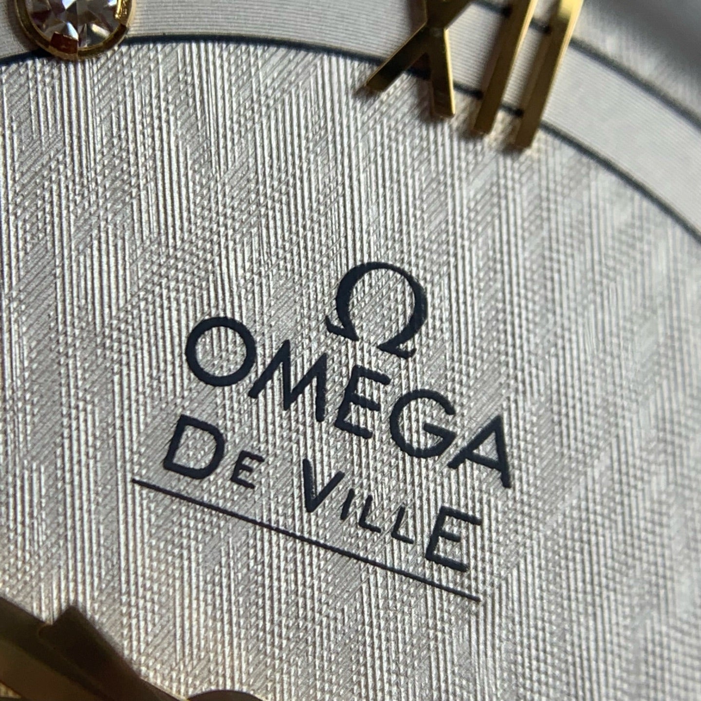 Omega Flying Disc Series 32.7 424.10.33.20.52.001
