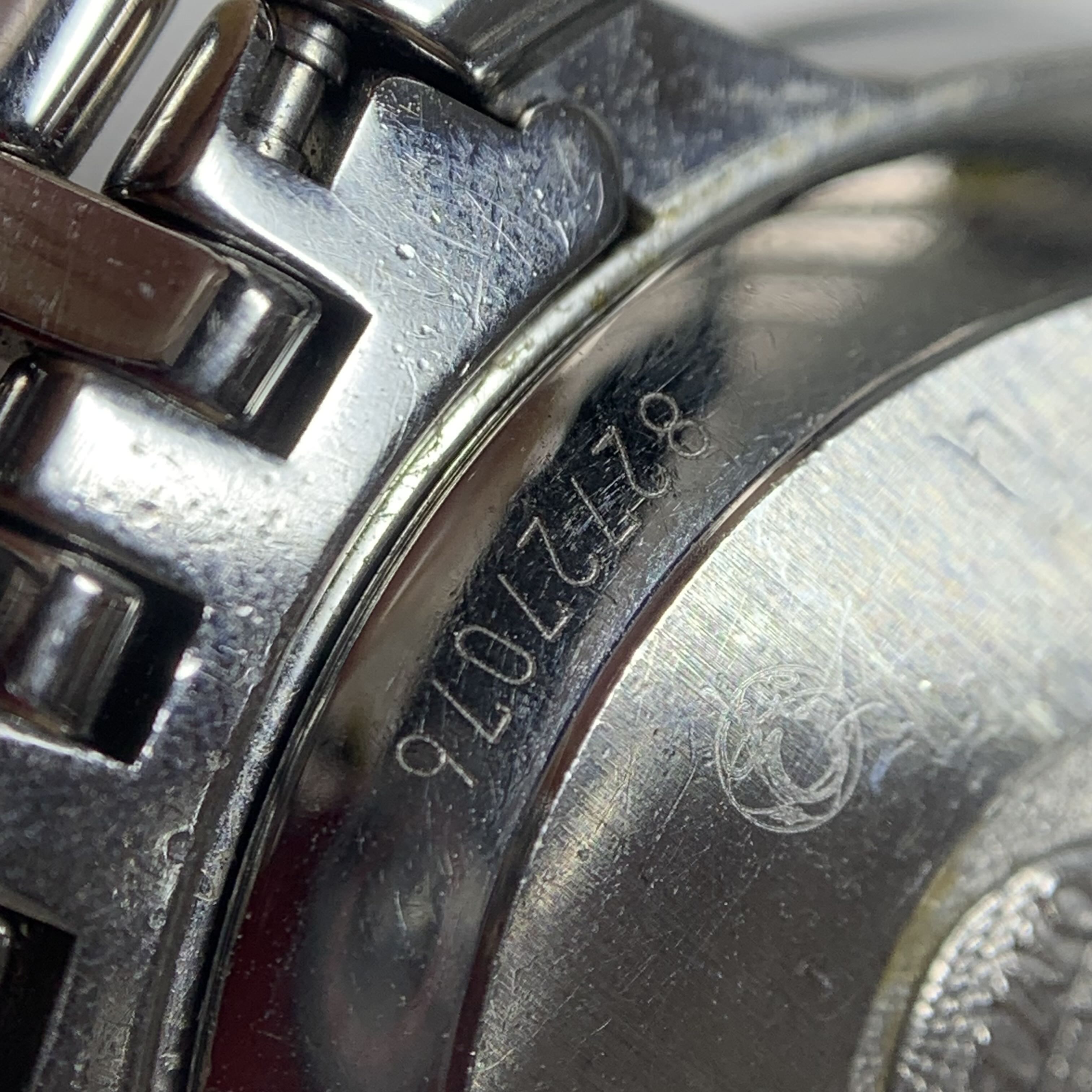 Omega Flying Disc Series 32.7 424.10.33.20.52.001