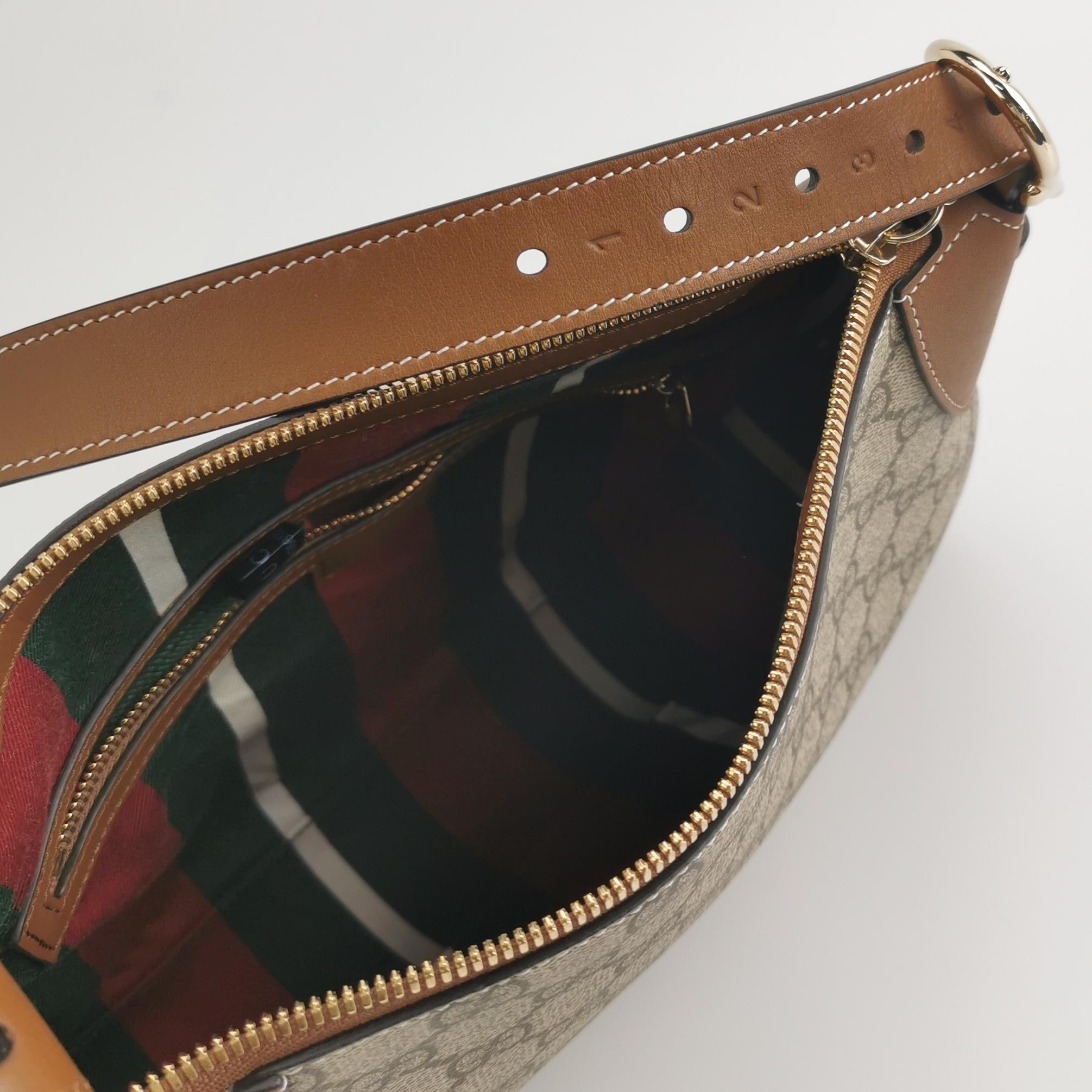 Gucci [New] GG Emblem Medium Shoulder Bag Shoulder Bag 815216FAD6L9758