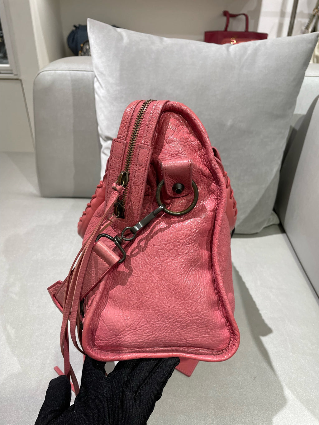 Balenciaga Pink Shoulder Bag 115748-D94JT-6680