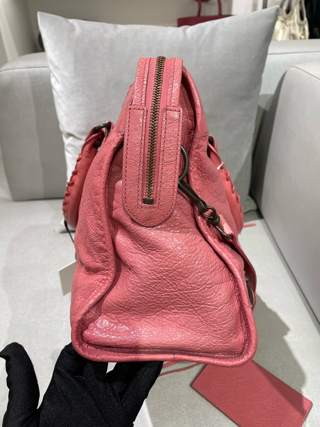 Balenciaga Pink Shoulder Bag 115748-D94JT-6680