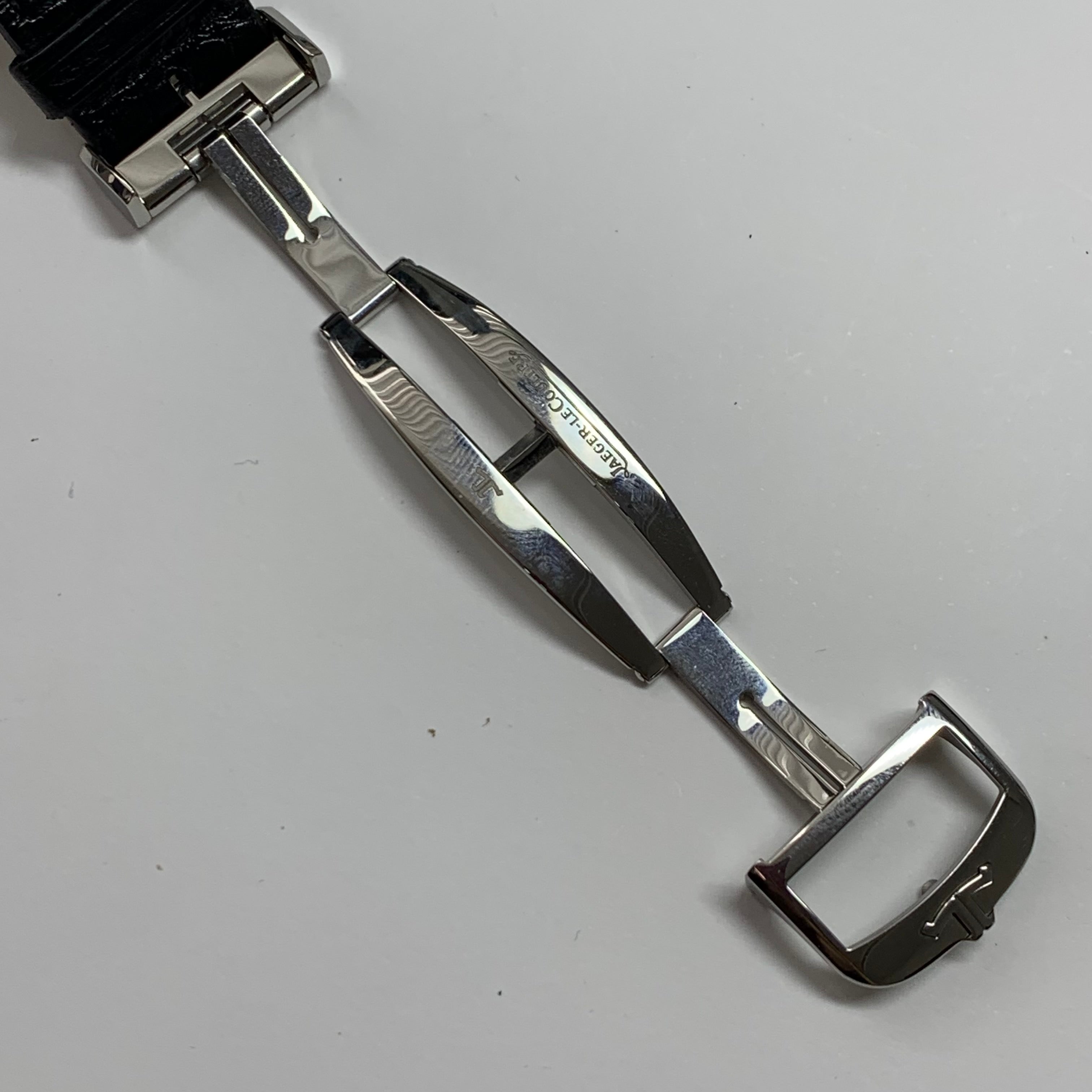 Jaeger LeCoultre Master Ultra Thin Ultra-Thin Master Series Watch 39 millimeters Q1378420