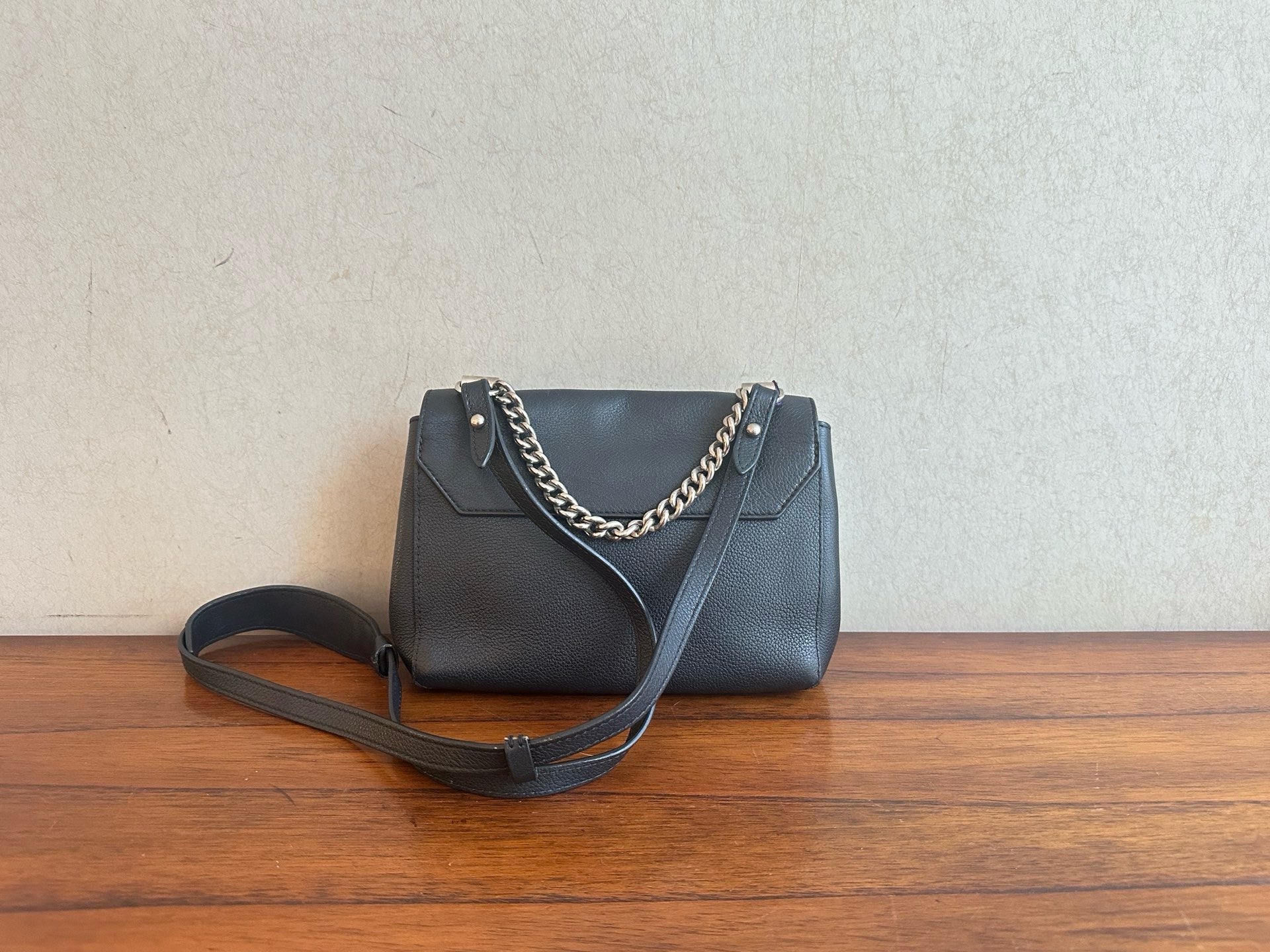 Louis Vuitton Black Crossbody M51200
