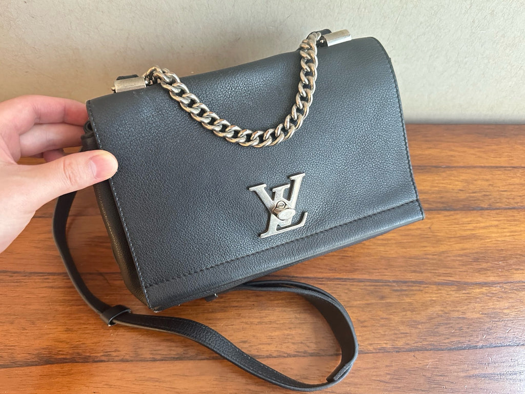 Louis Vuitton Black Crossbody M51200