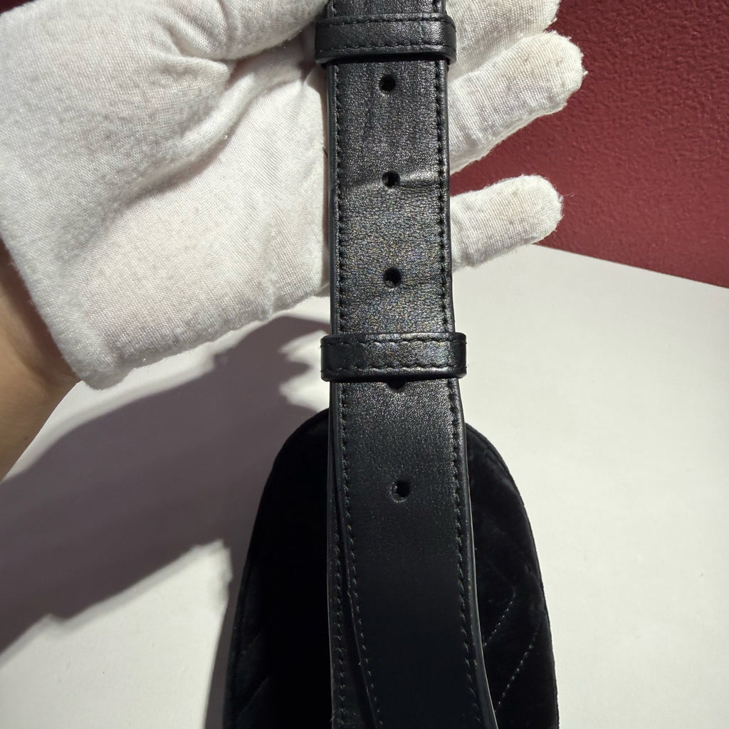 Gucci GG MARMONT Black Belt Bag & Fanny Pack 476434-9FRDT-1000