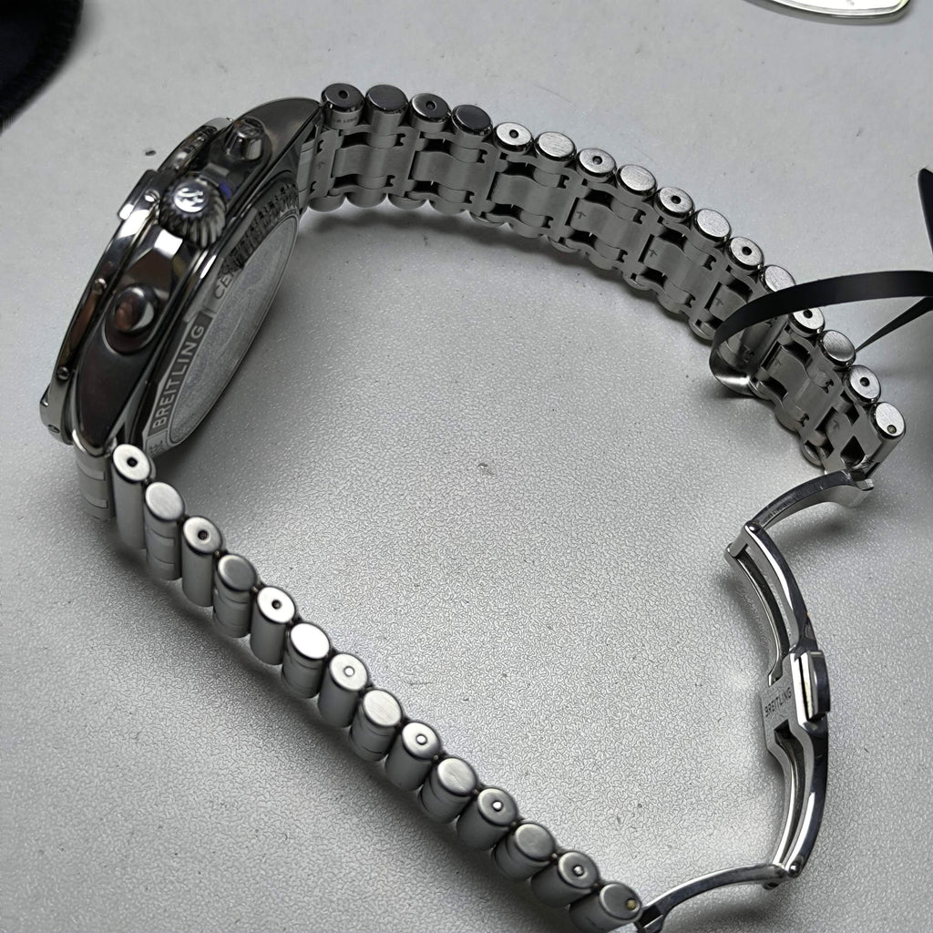 Breitling Chronomat mechanical timekeeping collection Mechanical watch 42 millimeters AB0134101G1A1