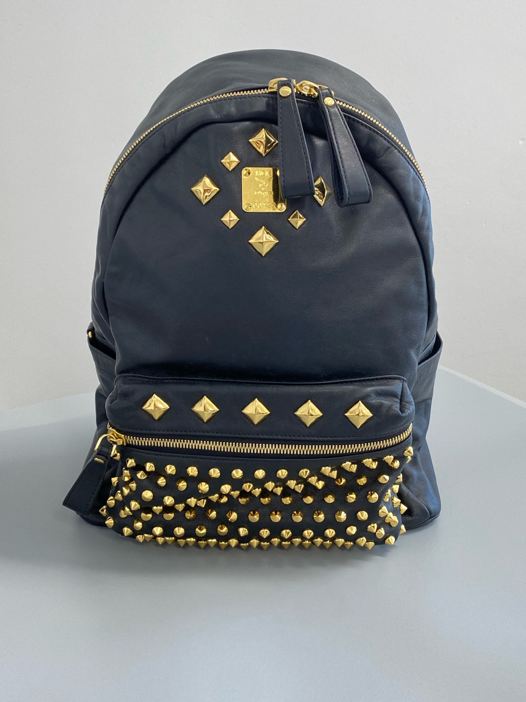MCM Black Backpack MMKBAVE02BK001