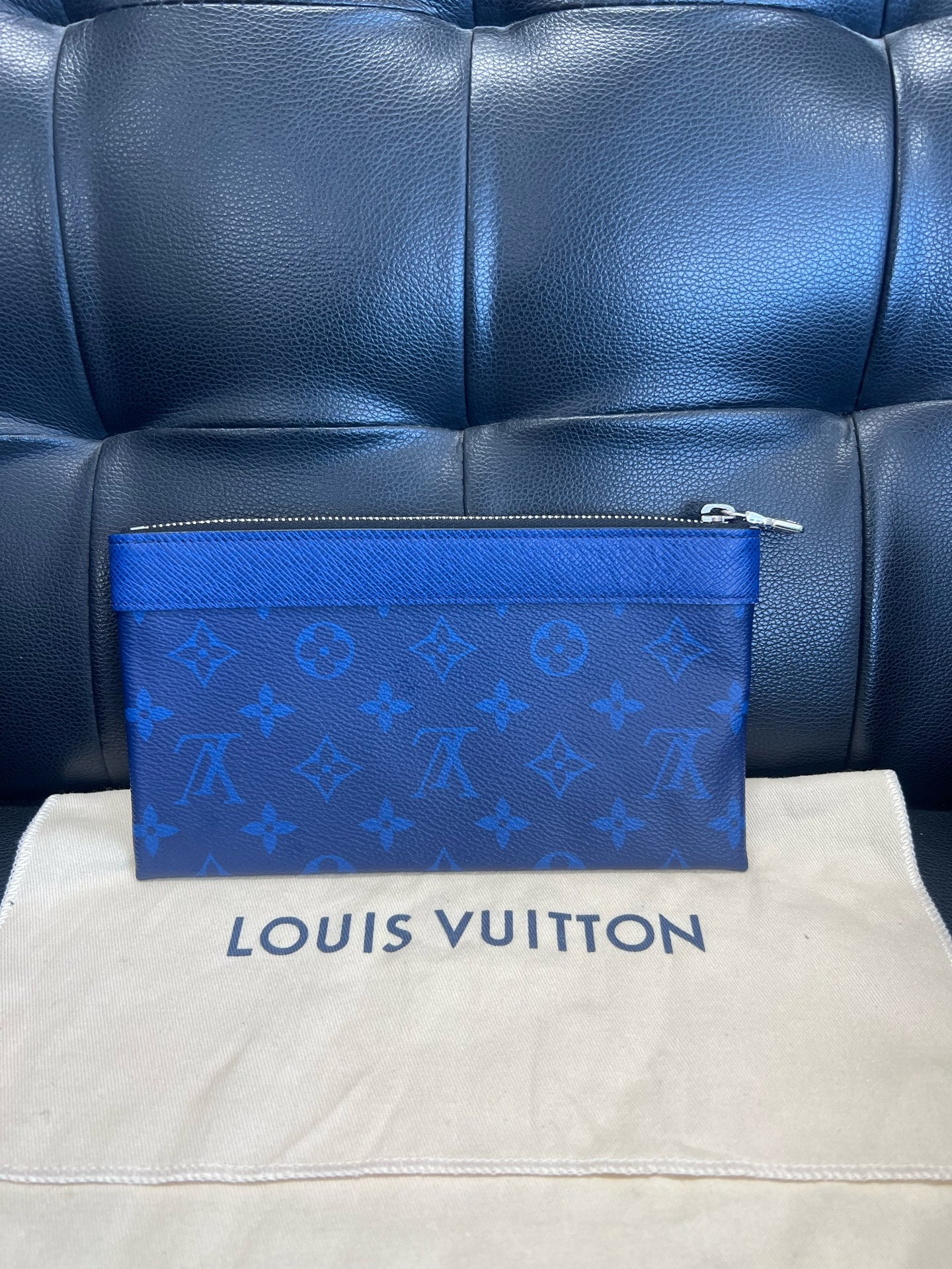 Louis Vuitton Blue Clutch M30278