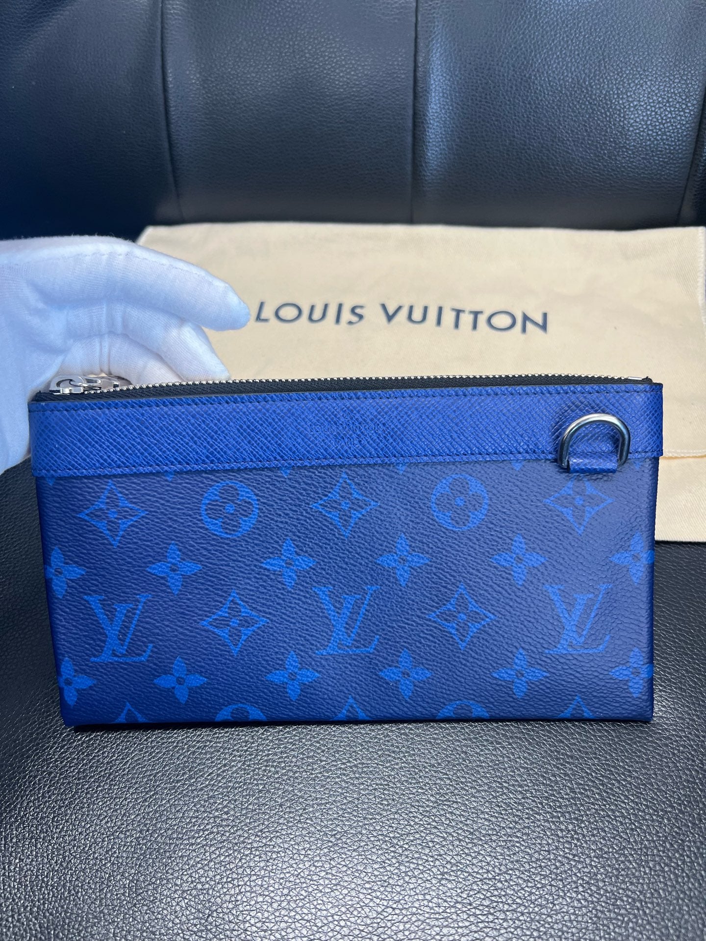 Louis Vuitton Blue Clutch M30278