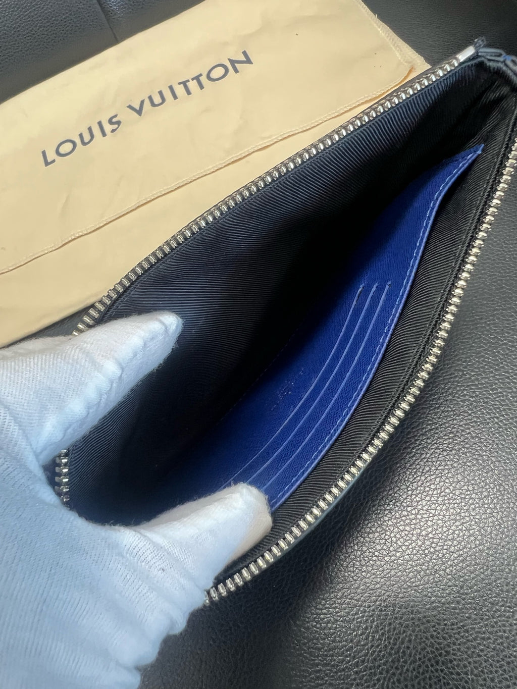 Louis Vuitton Blue Clutch M30278