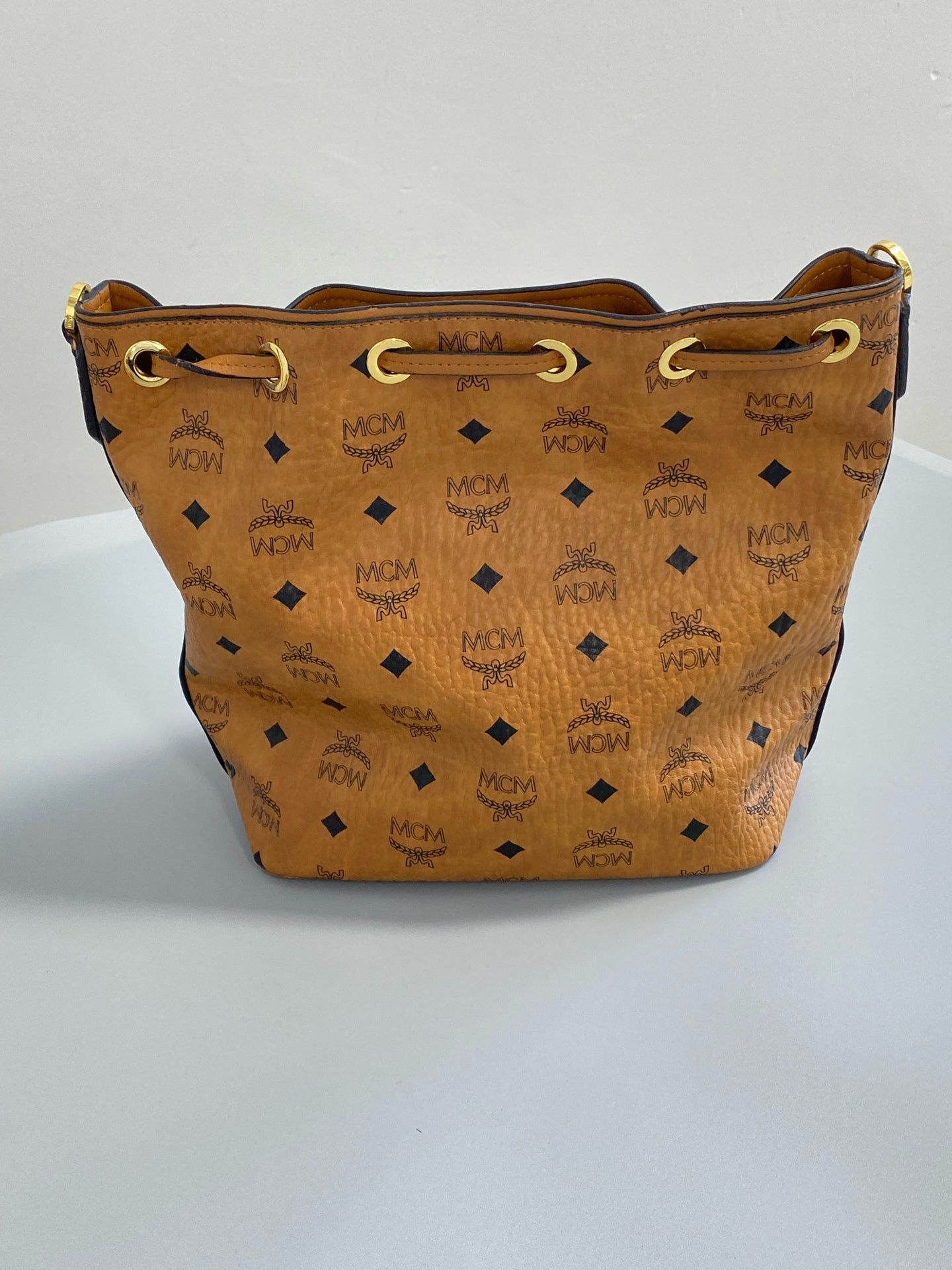MCM Metal Gold Bucket & Drawstring Bag MWDAASE01CO001