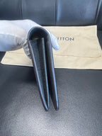 Louis Vuitton M64012