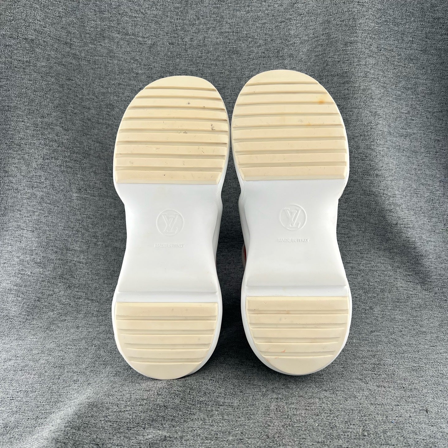Louis Vuitton Athletic sneakers