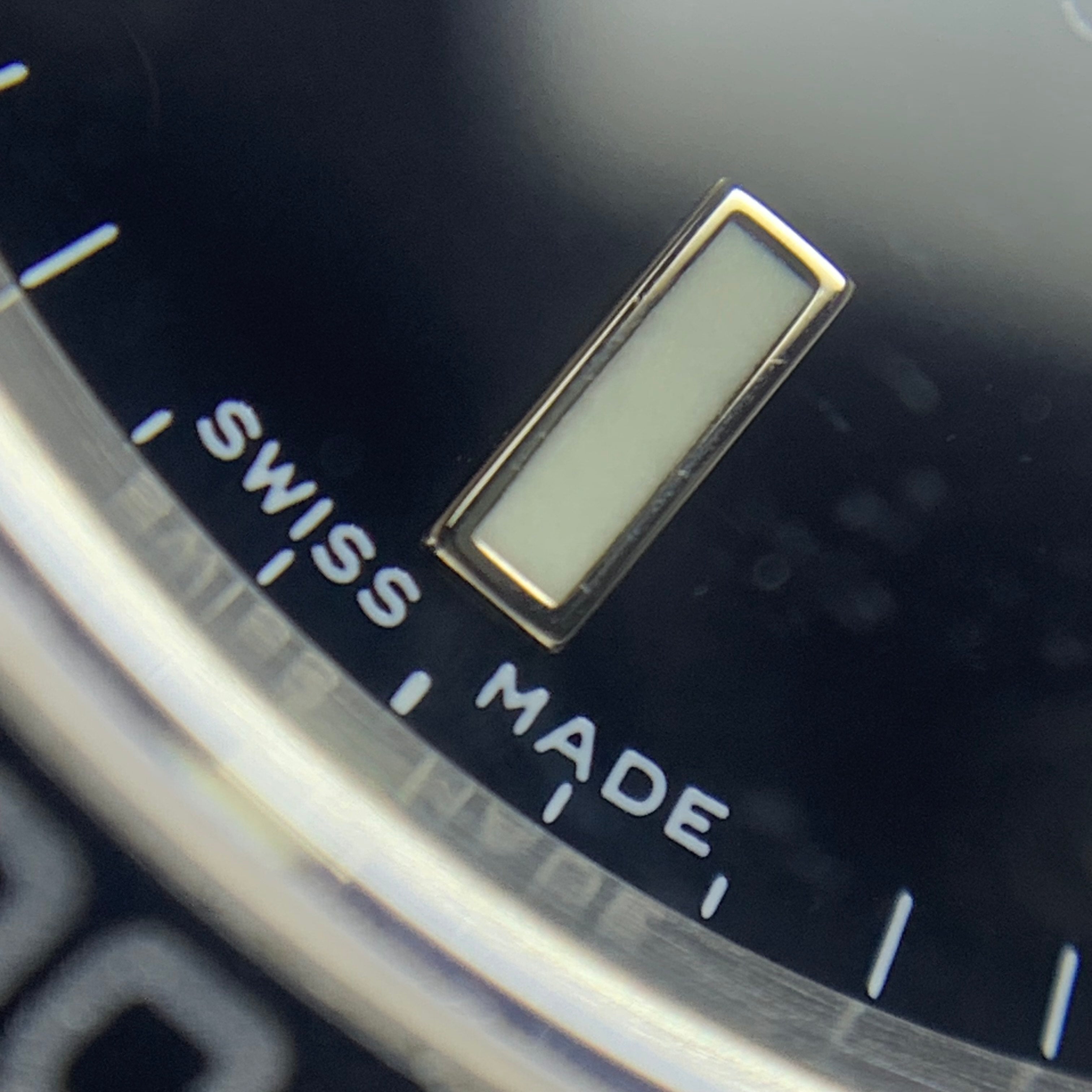 Rolex Submariner model 40 millimeters 14060M