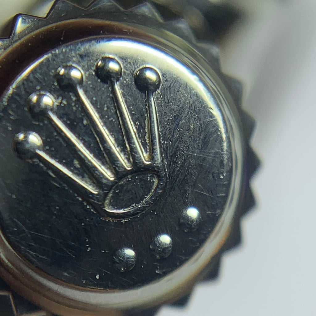 Rolex Submariner model 40 millimeters 14060M