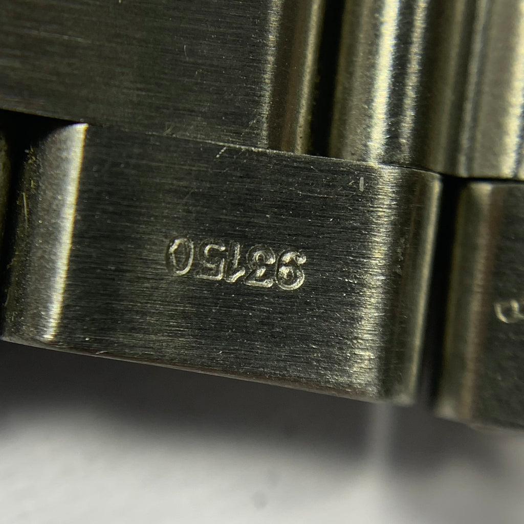 Rolex Submariner model 40 millimeters 14060M