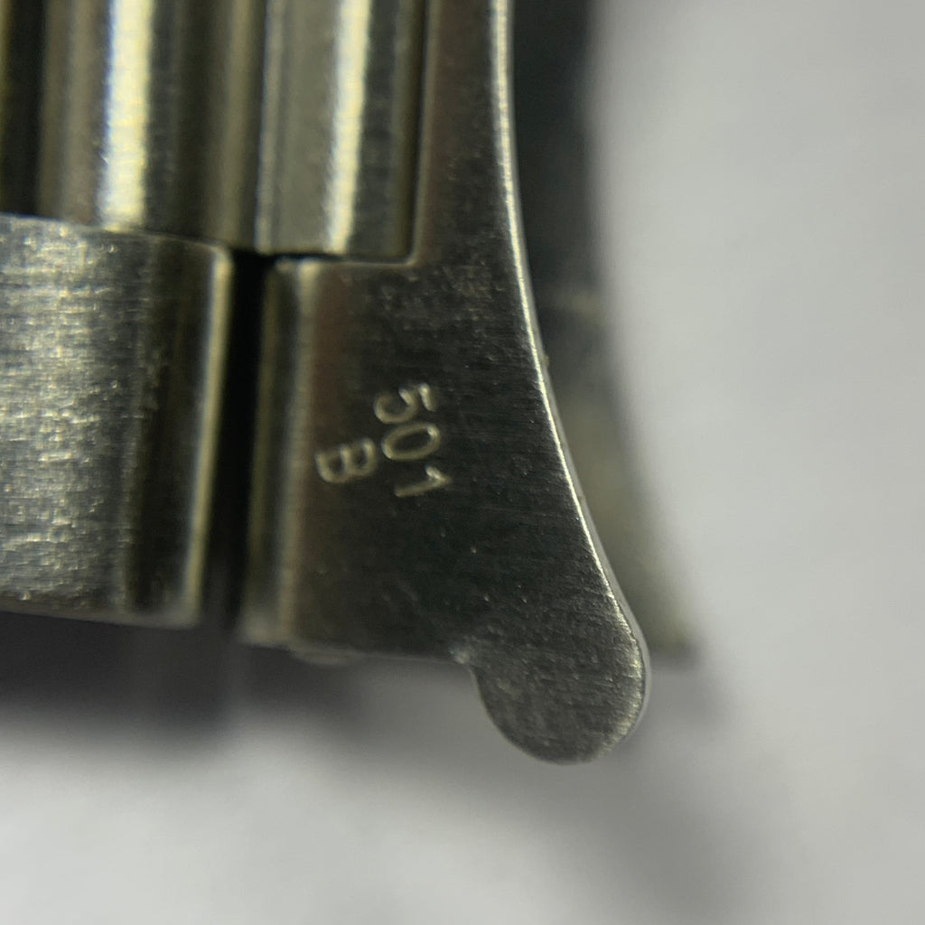 Rolex Submariner model 40 millimeters 14060M