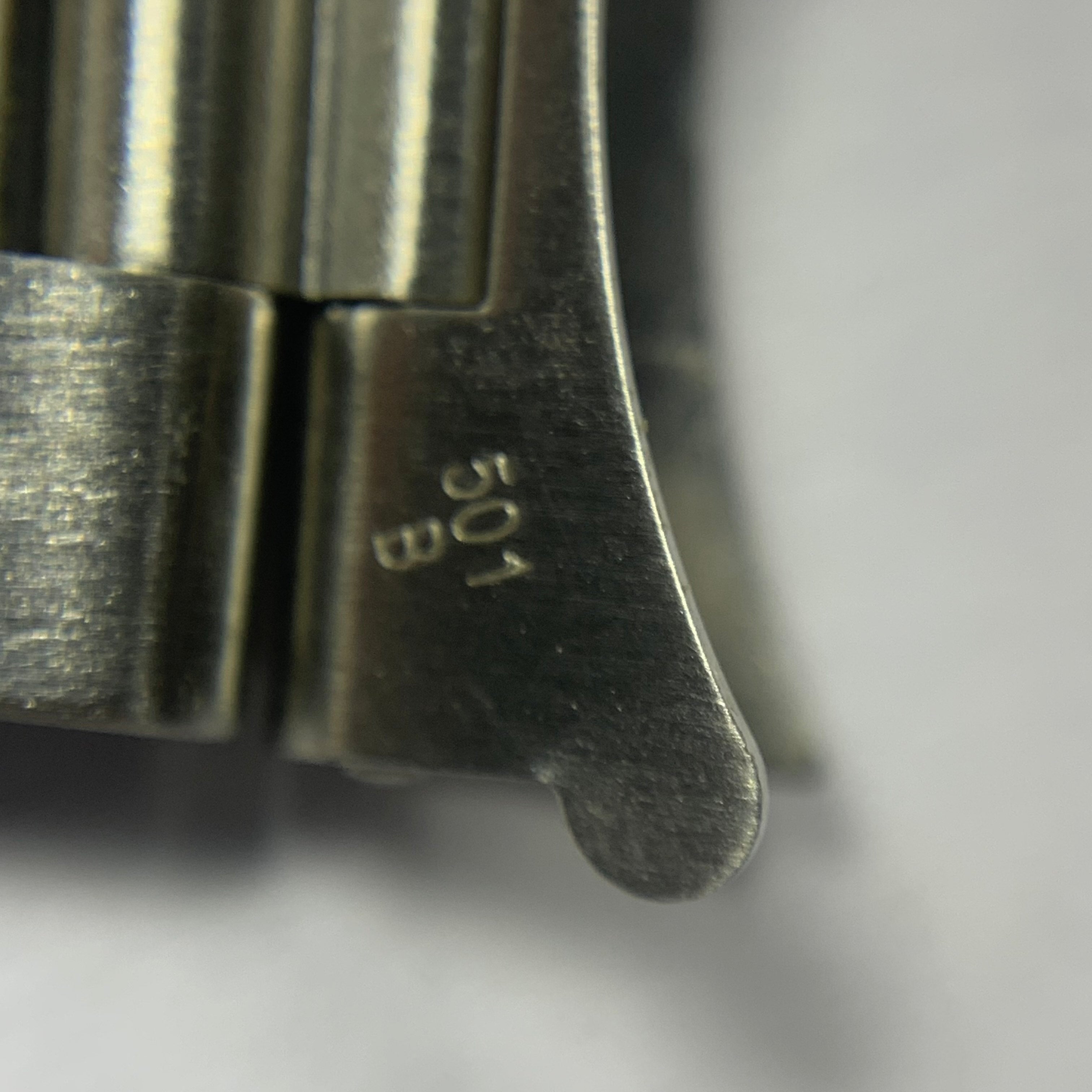 Rolex Submariner model 40 millimeters 14060M