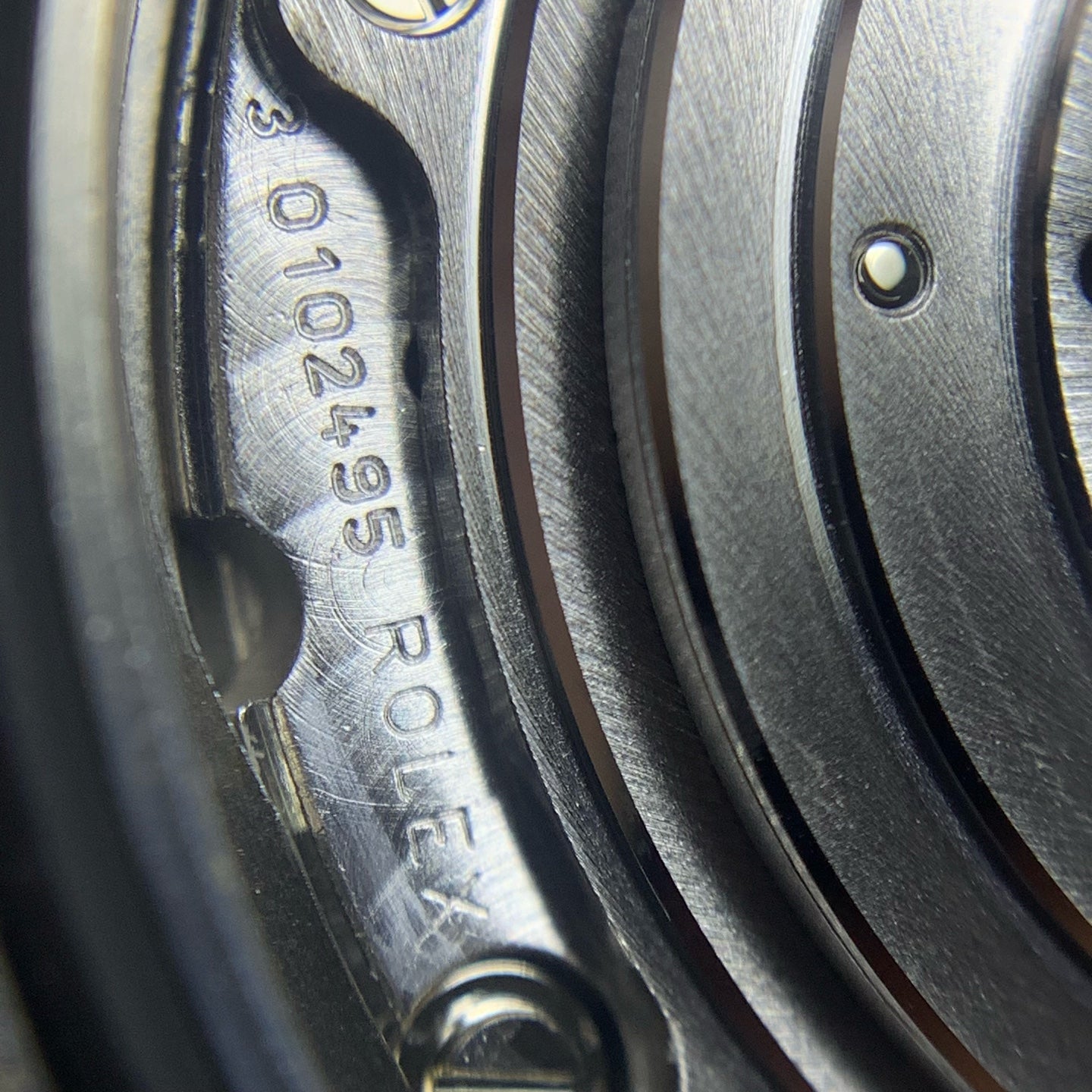 Rolex Submariner model 40 millimeters 14060M