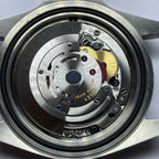 Rolex Submariner model 40 millimeters 14060M