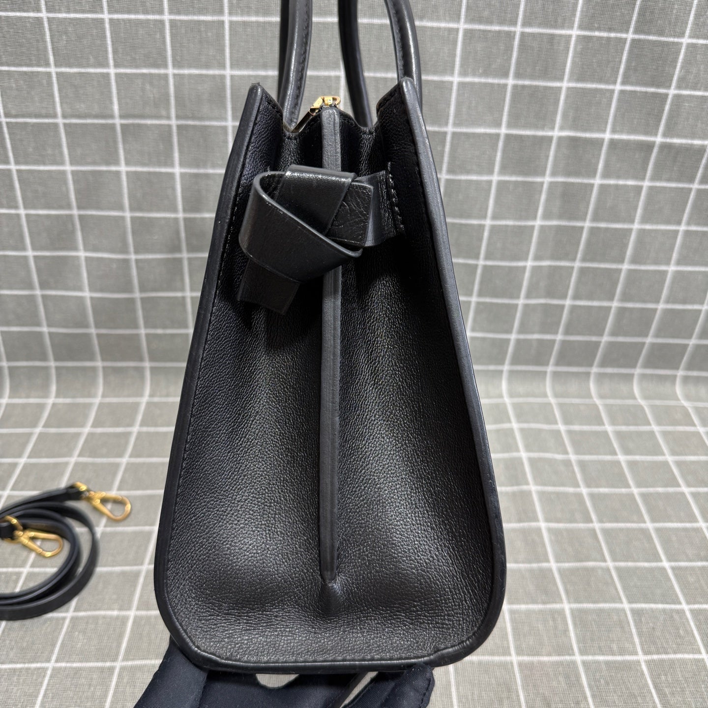 Louis Vuitton M42886