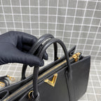 Louis Vuitton M42886