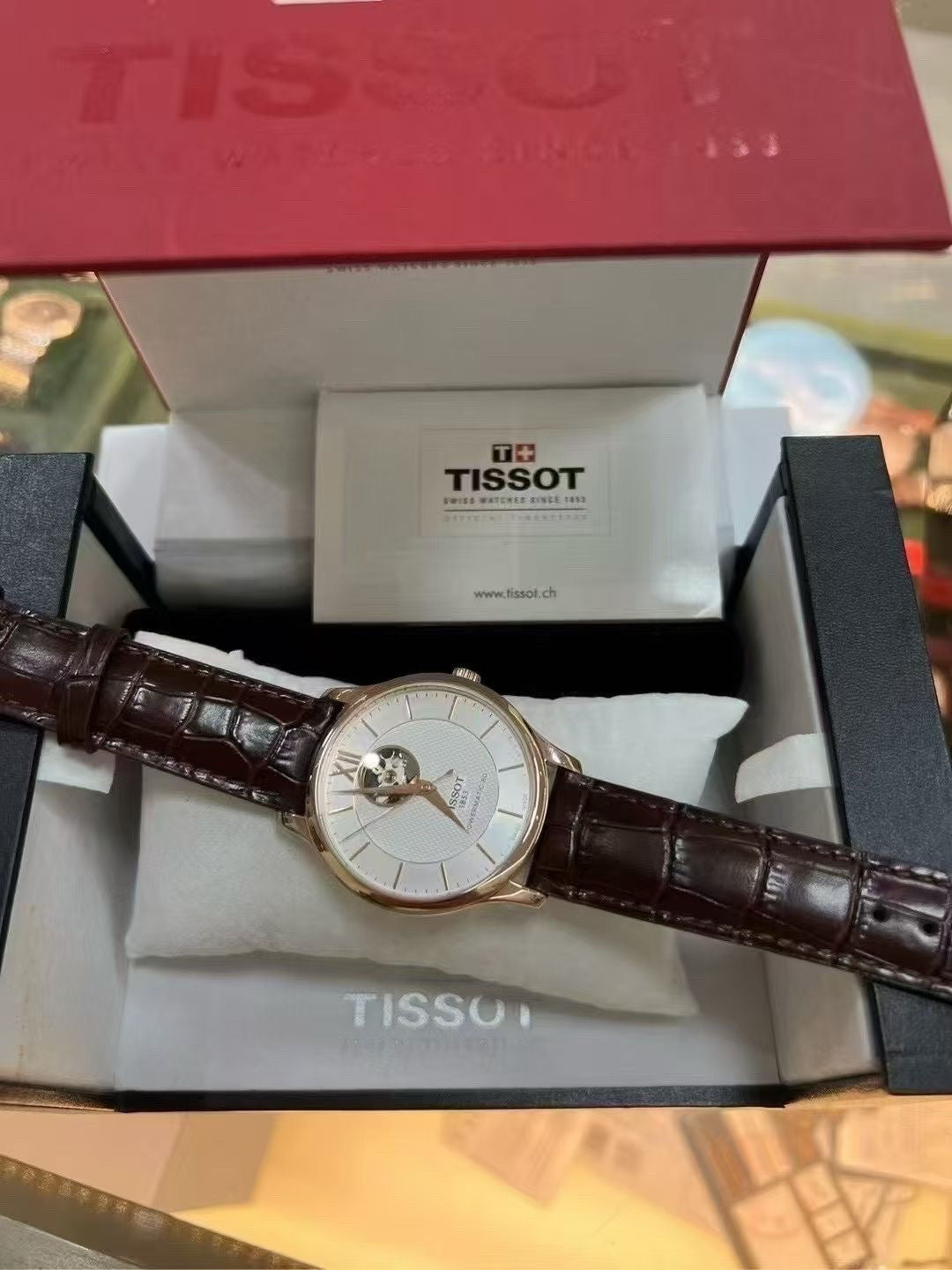 Tissot Classic Rose gold Automatic (self-winding) watch 40 millimeters T063.907.36.038.00