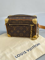 Louis Vuitton Metal M68906