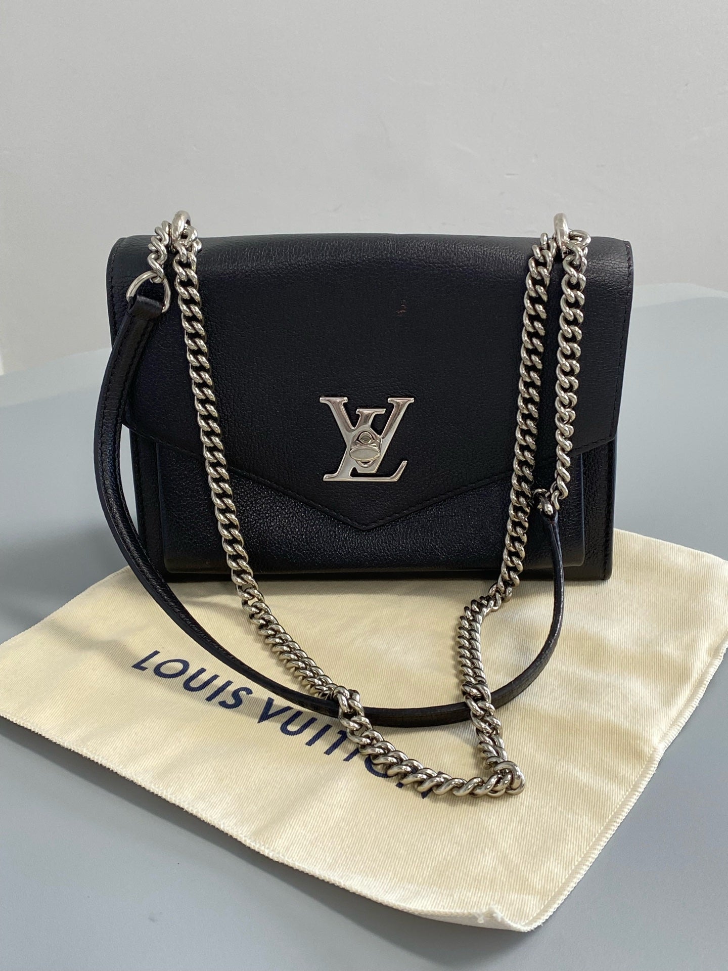 Louis Vuitton Silver M51418