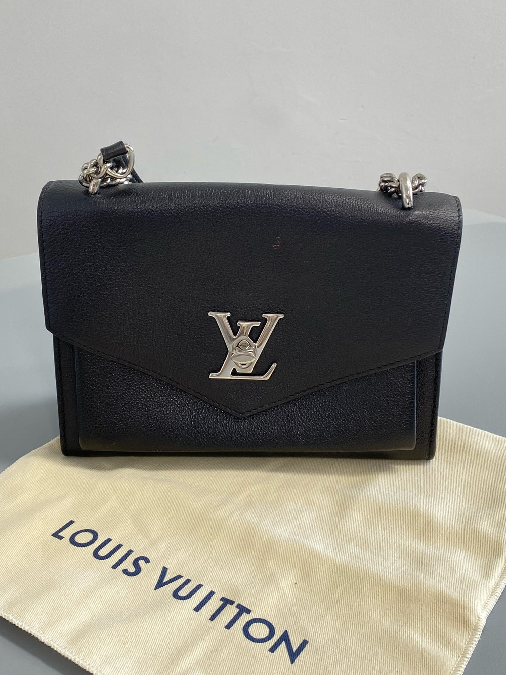 Louis Vuitton Silver M51418