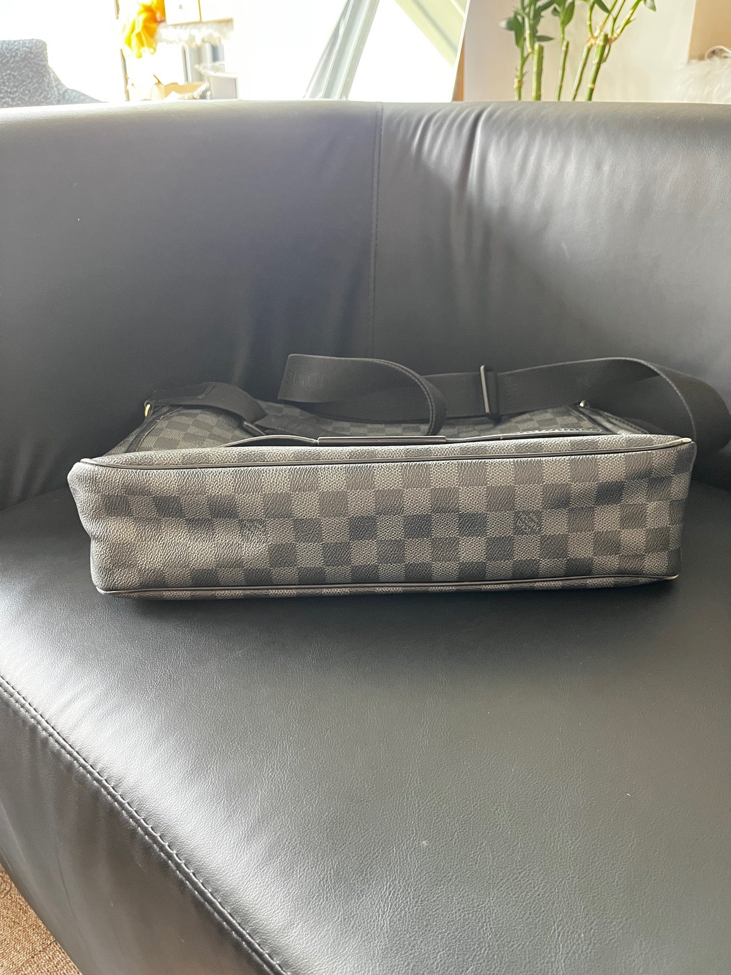 Louis Vuitton Crossbody
