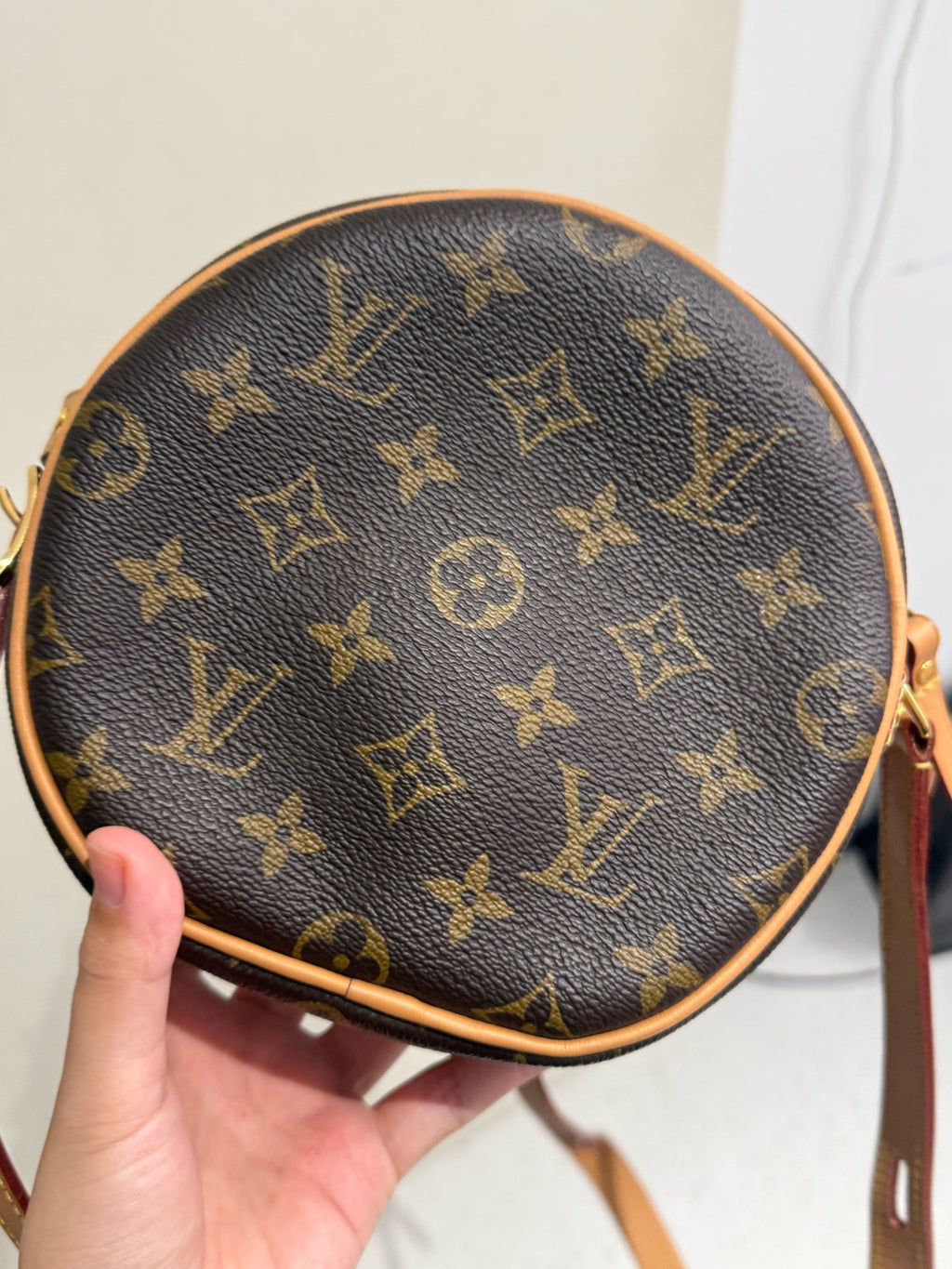 Louis Vuitton Crossbody