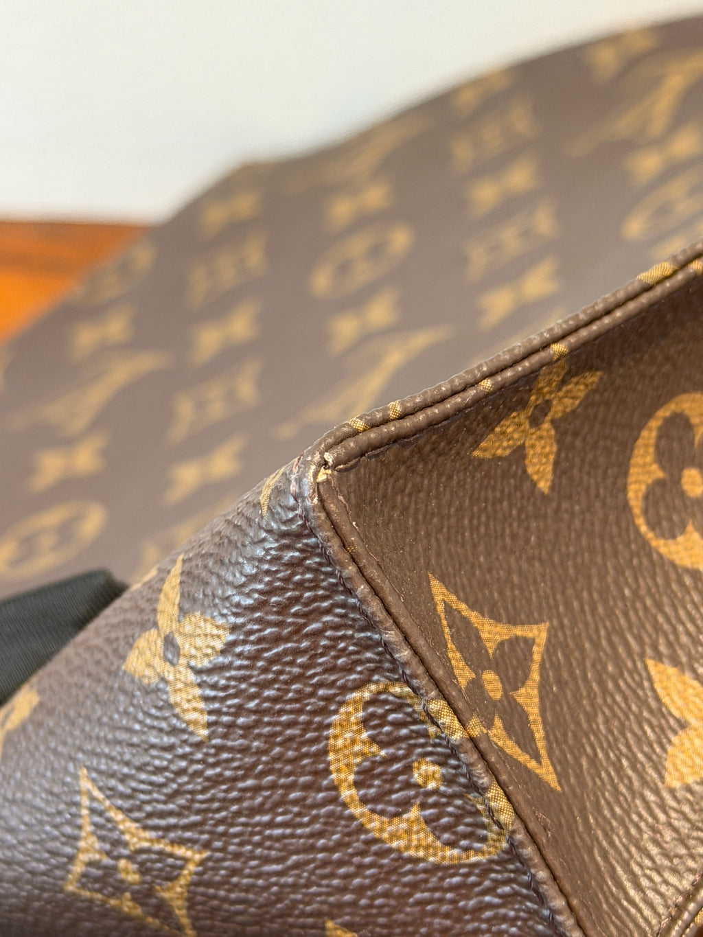 Louis Vuitton Canvas M47542