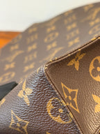 Louis Vuitton Canvas M47542