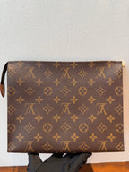 Louis Vuitton Canvas M47542