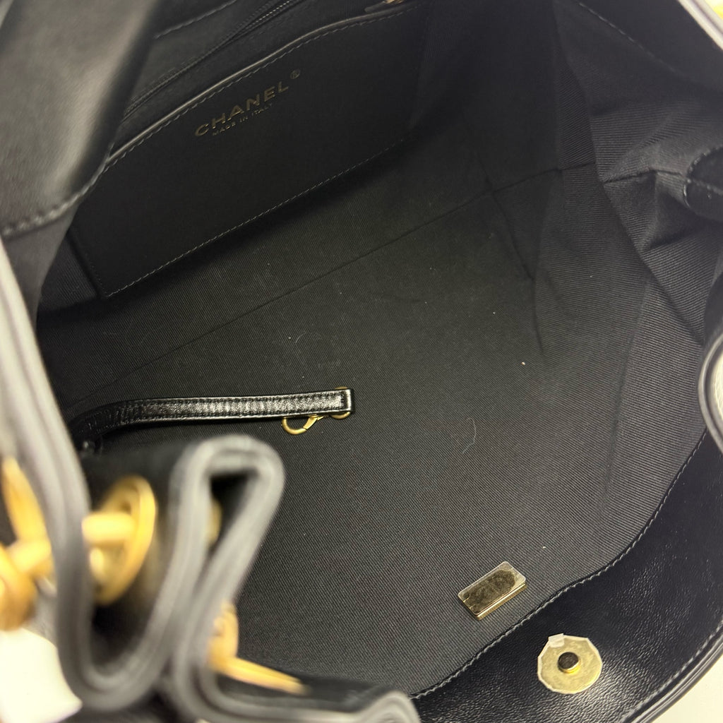 Chanel Shoulder Bag