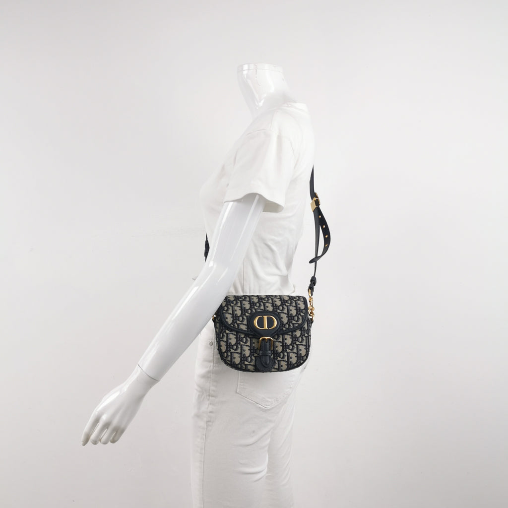 Dior Canvas Crossbody M9317UTZQ_M928