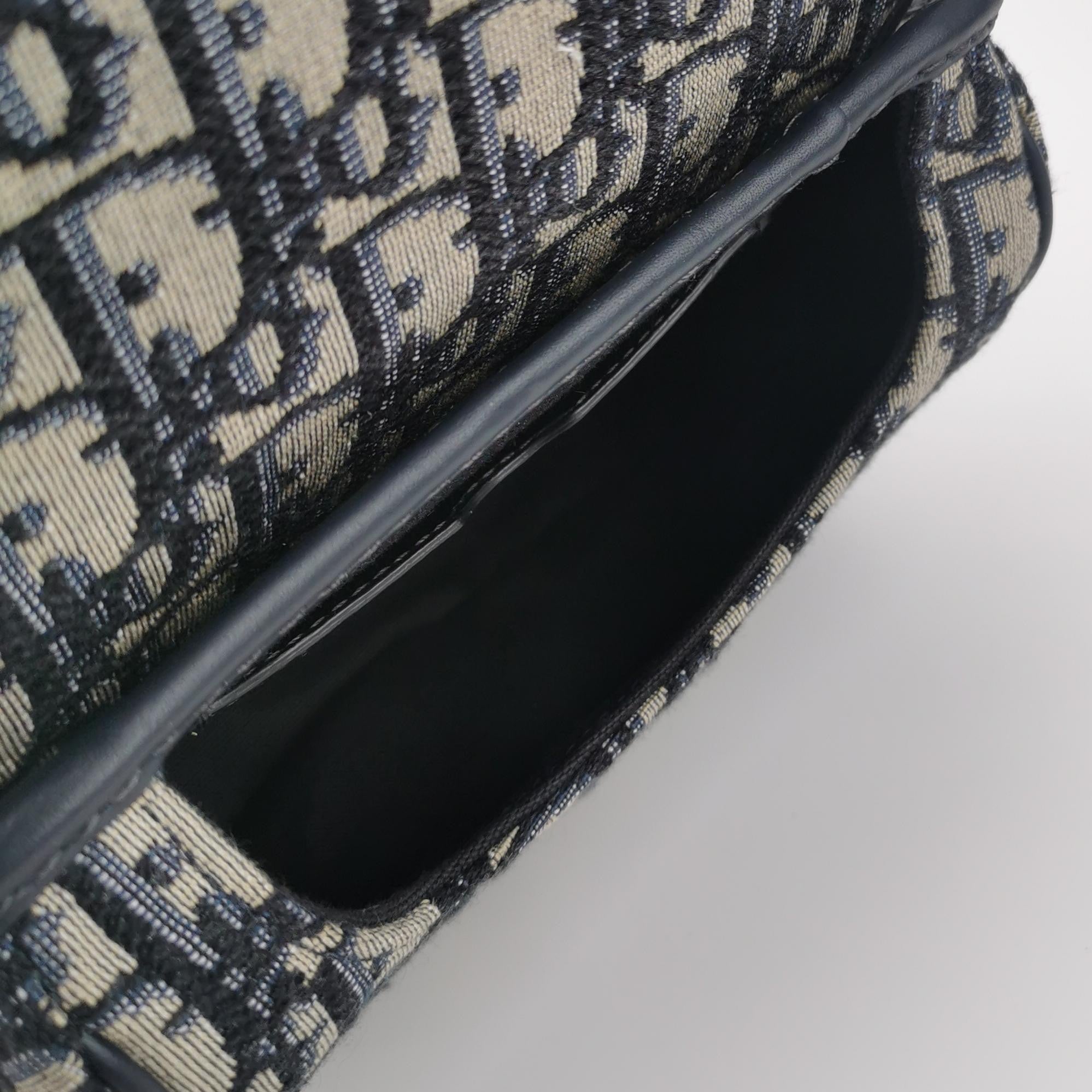 Dior Canvas Crossbody M9317UTZQ_M928